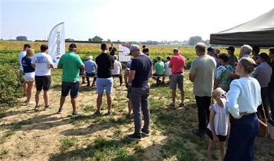 Grote opkomst, kennisuitwisseling en zonovergoten: meer dan geslaagde Aardappel- en Uiendag