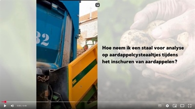 Restaarde bij de stortbak voor aaltjesanalyse